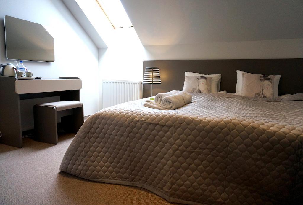 Villa Modlin Airport Nowy Dwór Mazowiecki Habitación foto