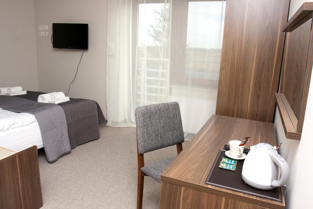 Villa Modlin Airport Nowy Dwór Mazowiecki Habitación foto