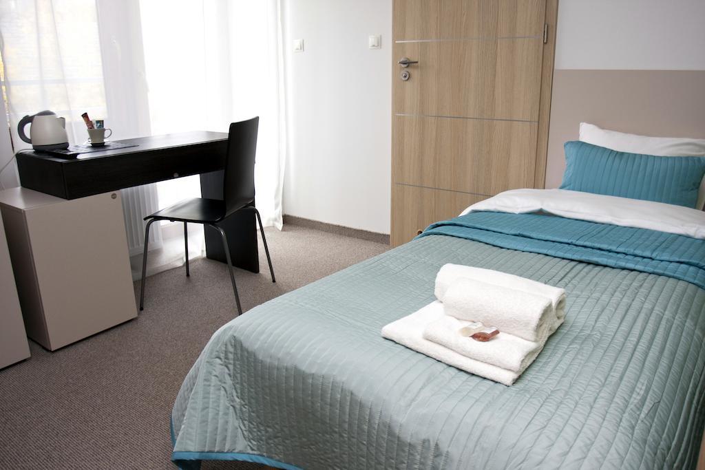 Villa Modlin Airport Nowy Dwór Mazowiecki Habitación foto